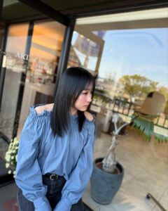 ヘアカラー エノグ ENOG ディープブルーブラック セミロングヘア 女性 福岡 春日 春日市 大野城 大野城市 筑紫野 筑紫野市 太宰府 太宰府市 美容室 美容院 ヘアサロン ARTofhair ART of hair アートオブヘアー アートオブヘア 近くの美容室