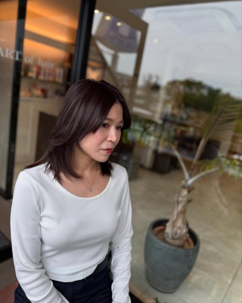 レイヤーカット ミディアムヘア ヘアカラー エノグ ENOG ロングヘア 女性 福岡 春日 春日市 大野城 大野城市 筑紫野 筑紫野市 太宰府 太宰府市 美容室 美容院 ヘアサロン ARTofhair ART of hair アートオブヘアー アートオブヘア 近くの美容室
