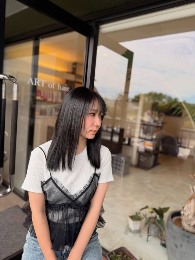 ノンブリーチダブルカラー 下地グレージュ 上塗りオフブラック ブリーチなし ダブルカラー milbon ミルボン ヘアカラー セミロングヘア 女性 福岡 春日 春日市 大野城 大野城市 筑紫野 筑紫野市 太宰府 太宰府市 美容室 美容院 ヘアサロン ARTofhair ART of hair アートオブヘアー アートオブヘア 近くの美容室